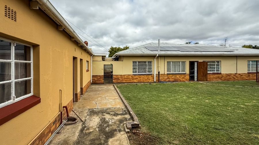 3 Bedroom Property for Sale in Wilkoppies North West